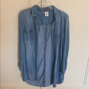 2/$15 H&M Denim Button-Up